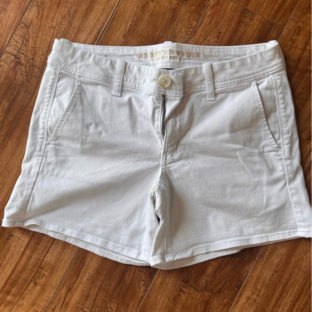 American Eagle Outfitters Women's White Jean Shorts